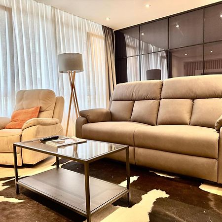 Small Lux Beachcity Close To The River,Metro And Parking Bilbao Bagian luar foto